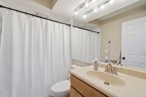 Tiny photo for 5115 Cranston Drive, Toledo, OH 43615 (MLS # 10011080)