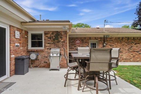Tiny photo for 5115 Cranston Drive, Toledo, OH 43615 (MLS # 10011080)