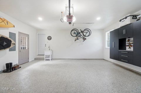 Tiny photo for 5115 Cranston Drive, Toledo, OH 43615 (MLS # 10011080)