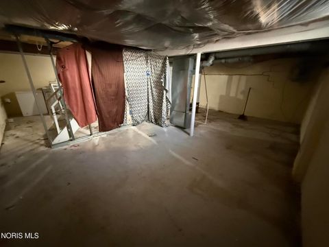 Tiny photo for 3427 Beaumont Drive, Toledo, OH 43608 (MLS # 10004664)