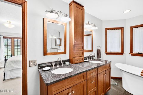 Tiny photo for 10326 Ramm Road, Whitehouse, OH 43571 (MLS # 10006574)