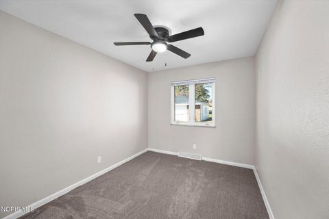 Tiny photo for 5217 Grosse Point Parkway, Toledo, OH 43611 (MLS # 10005422)