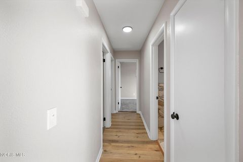 Tiny photo for 5217 Grosse Point Parkway, Toledo, OH 43611 (MLS # 10005422)