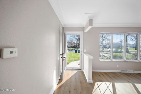 Tiny photo for 5217 Grosse Point Parkway, Toledo, OH 43611 (MLS # 10005422)