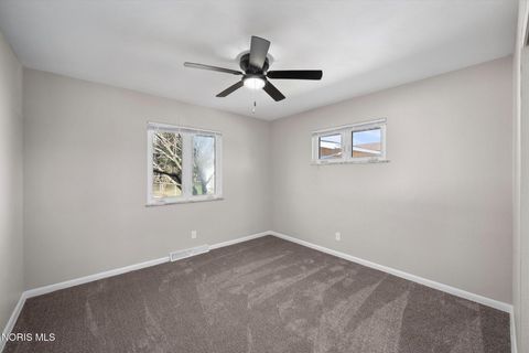 Tiny photo for 5217 Grosse Point Parkway, Toledo, OH 43611 (MLS # 10005422)