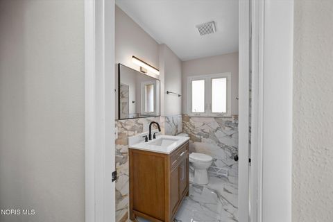 Tiny photo for 5217 Grosse Point Parkway, Toledo, OH 43611 (MLS # 10005422)