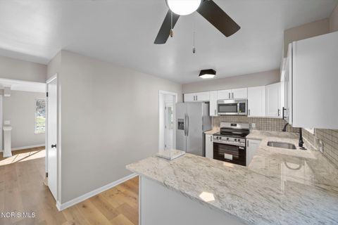 Tiny photo for 5217 Grosse Point Parkway, Toledo, OH 43611 (MLS # 10005422)