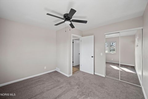 Tiny photo for 5217 Grosse Point Parkway, Toledo, OH 43611 (MLS # 10005422)