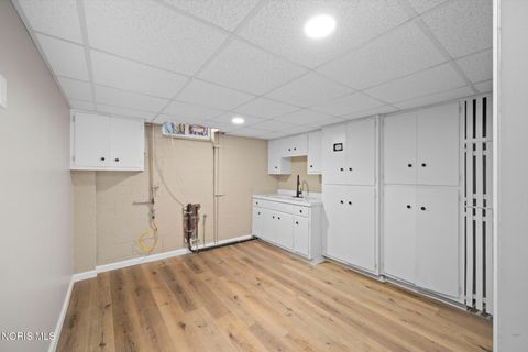 Tiny photo for 5217 Grosse Point Parkway, Toledo, OH 43611 (MLS # 10005422)