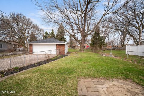 Tiny photo for 5217 Grosse Point Parkway, Toledo, OH 43611 (MLS # 10005422)