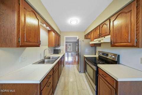 Tiny photo for 28357 Simmons Road, Perrysburg, OH 43551 (MLS # 10014617)