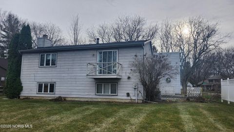 Tiny photo for 10 Picardie Court, Bowling Green, OH 43402 (MLS # 10003893)