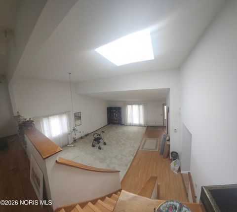 Tiny photo for 10 Picardie Court, Bowling Green, OH 43402 (MLS # 10003893)