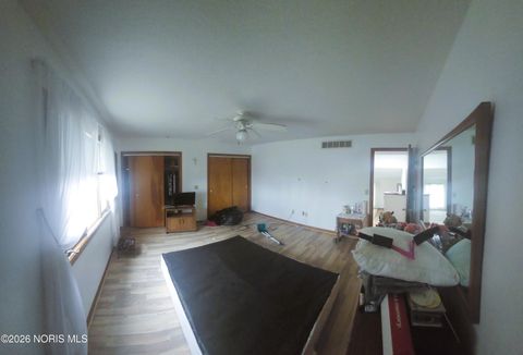 Tiny photo for 10 Picardie Court, Bowling Green, OH 43402 (MLS # 10003893)