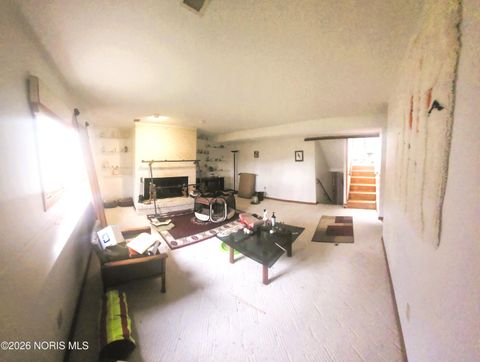 Tiny photo for 10 Picardie Court, Bowling Green, OH 43402 (MLS # 10003893)