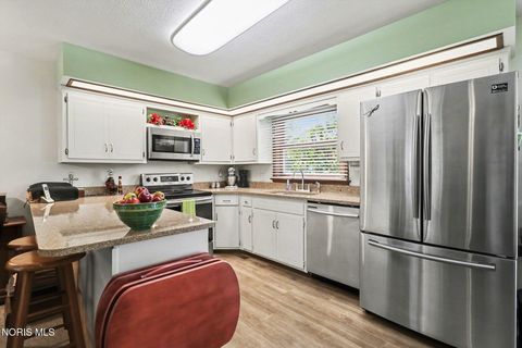 Tiny photo for 909 Monterey Court, Archbold, OH 43502 (MLS # 10006855)