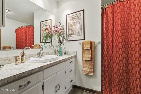 Tiny photo for 909 Monterey Court, Archbold, OH 43502 (MLS # 10006855)