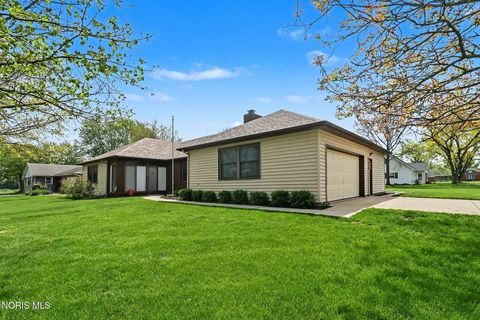 Tiny photo for 909 Monterey Court, Archbold, OH 43502 (MLS # 10006855)