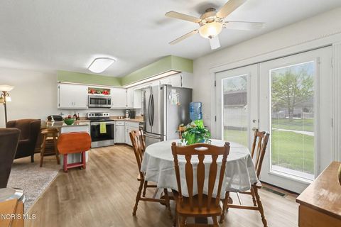 Tiny photo for 909 Monterey Court, Archbold, OH 43502 (MLS # 10006855)