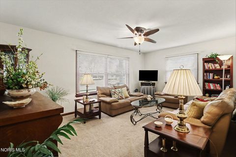 Tiny photo for 909 Monterey Court, Archbold, OH 43502 (MLS # 10006855)