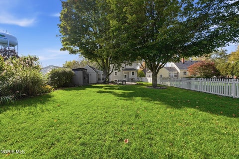 Tiny photo for 5818 Garden Park Drive, Sylvania, OH 43560 (MLS # 10014771)