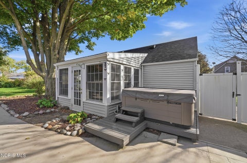 Tiny photo for 5818 Garden Park Drive, Sylvania, OH 43560 (MLS # 10014771)