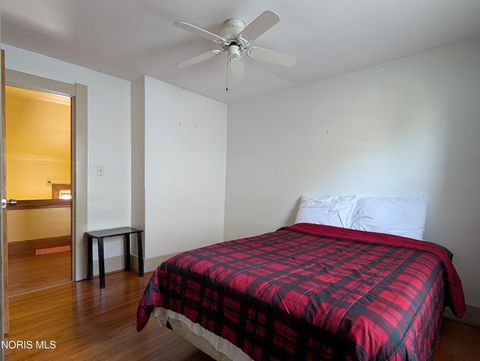 Tiny photo for 865 Ogden Avenue, Toledo, OH 43609 (MLS # 10010269)