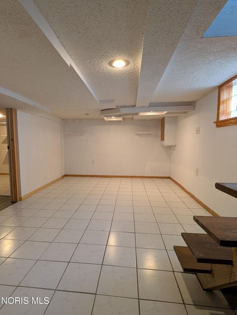 Tiny photo for 865 Ogden Avenue, Toledo, OH 43609 (MLS # 10010269)