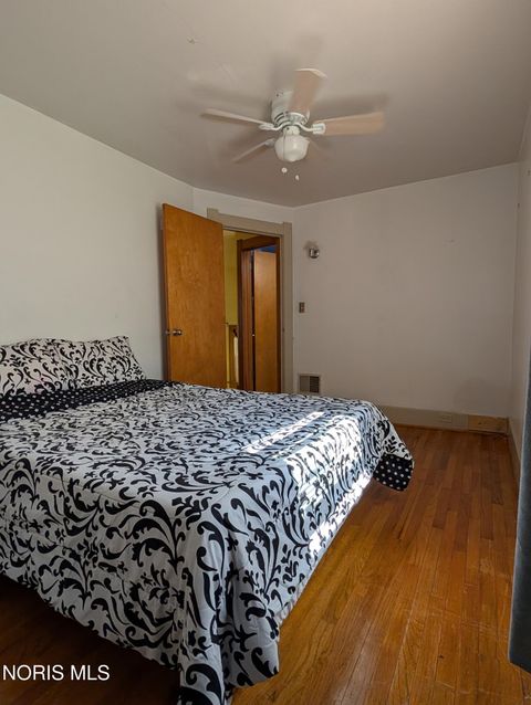 Tiny photo for 865 Ogden Avenue, Toledo, OH 43609 (MLS # 10010269)