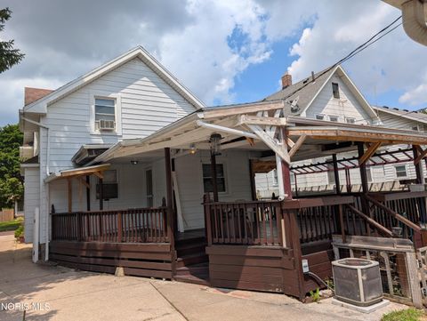 Tiny photo for 865 Ogden Avenue, Toledo, OH 43609 (MLS # 10010269)