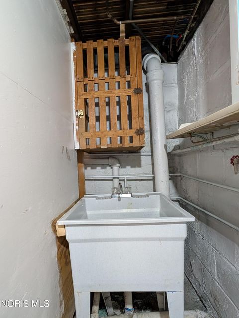 Tiny photo for 865 Ogden Avenue, Toledo, OH 43609 (MLS # 10010269)