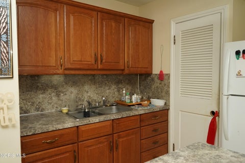 Tiny photo for 814 Cuthbert Road, Toledo, OH 43607 (MLS # 10010730)