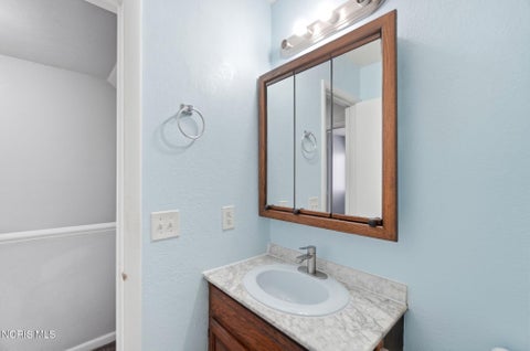 Tiny photo for 2564 W Village Drive, Toledo, OH 43614 (MLS # 10012386)