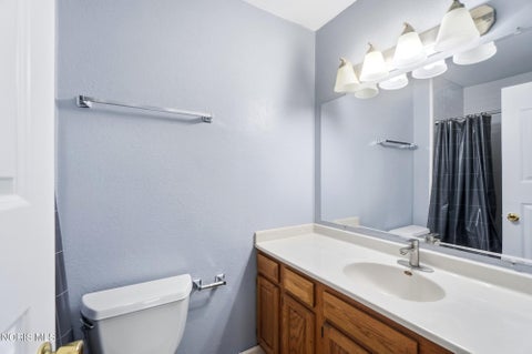 Tiny photo for 2564 W Village Drive, Toledo, OH 43614 (MLS # 10012386)