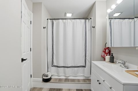 Tiny photo for 636 W Melrose Avenue, Findlay, OH 45840 (MLS # 10002202)