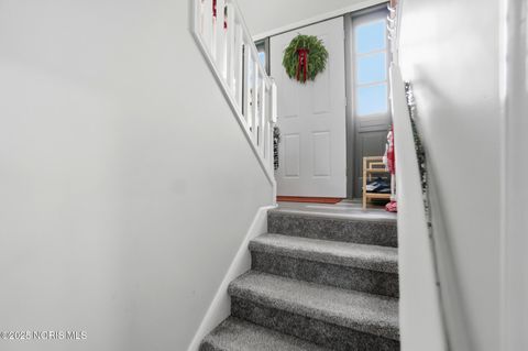 Tiny photo for 636 W Melrose Avenue, Findlay, OH 45840 (MLS # 10002202)