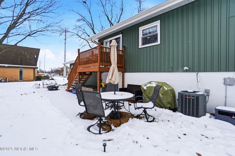 Tiny photo for 636 W Melrose Avenue, Findlay, OH 45840 (MLS # 10002202)