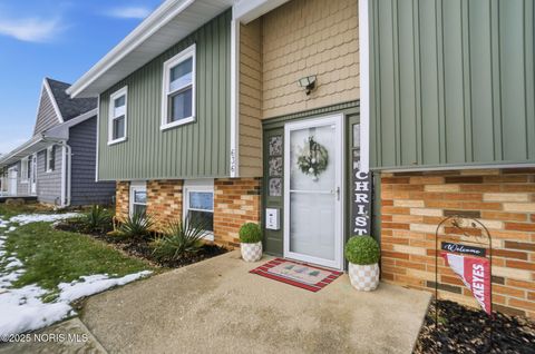 Tiny photo for 636 W Melrose Avenue, Findlay, OH 45840 (MLS # 10002202)