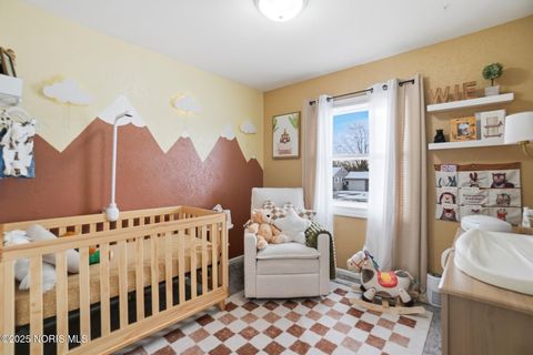 Tiny photo for 636 W Melrose Avenue, Findlay, OH 45840 (MLS # 10002202)