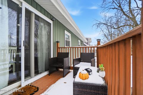 Tiny photo for 636 W Melrose Avenue, Findlay, OH 45840 (MLS # 10002202)