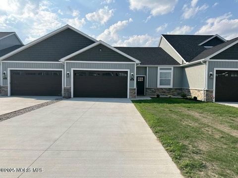 Photo of 119 West Bridge Road St, Northwood, OH 43619 (MLS # 10001701)