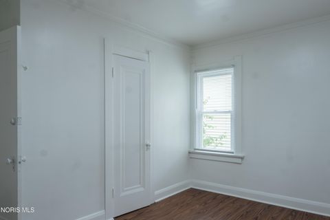 Tiny photo for 2430 Georgetown Avenue, Toledo, OH 43613 (MLS # 10008345)