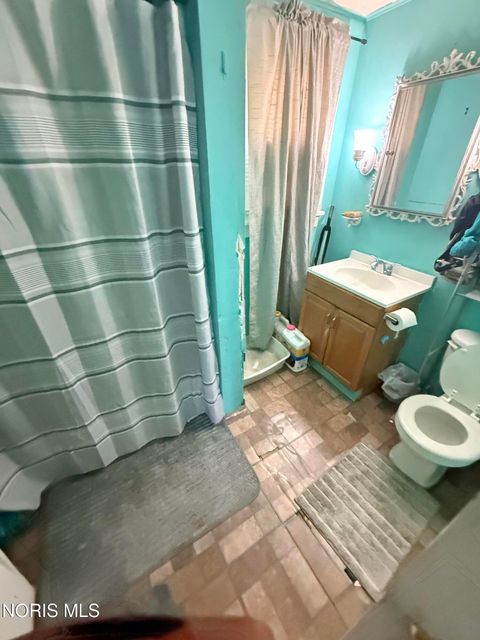 Tiny photo for 1102 Harding Drive, Toledo, OH 43609 (MLS # 10006692)