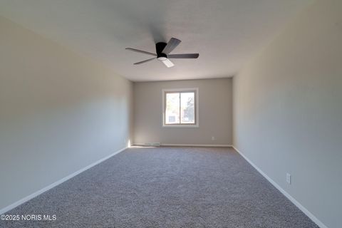 Tiny photo for 2014 Inglewood Road, Holland, OH 43528 (MLS # 10000460)