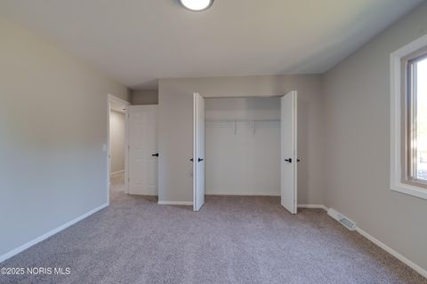 Tiny photo for 2014 Inglewood Road, Holland, OH 43528 (MLS # 10000460)