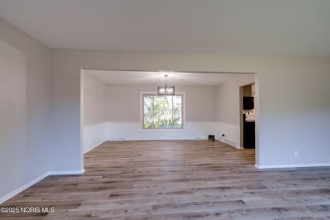 Tiny photo for 2014 Inglewood Road, Holland, OH 43528 (MLS # 10000460)