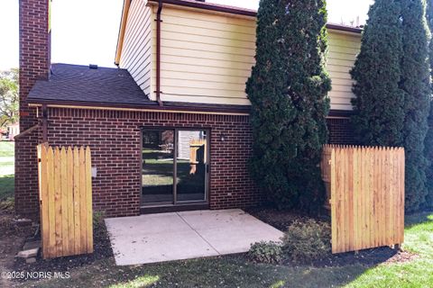 Tiny photo for 2014 Inglewood Road, Holland, OH 43528 (MLS # 10000460)