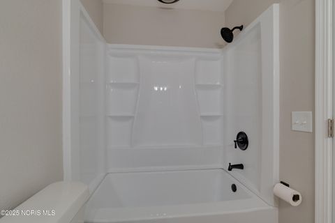 Tiny photo for 2014 Inglewood Road, Holland, OH 43528 (MLS # 10000460)