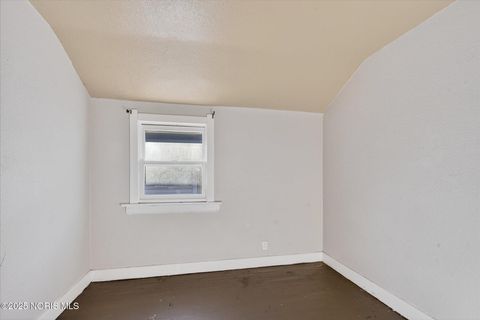 Tiny photo for 3008 Warsaw Street, Toledo, OH 43608 (MLS # 10002288)