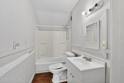 Tiny photo for 3008 Warsaw Street, Toledo, OH 43608 (MLS # 10002288)